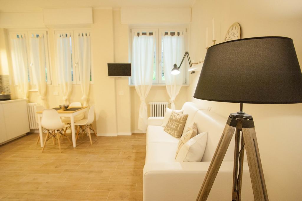 Flats4Rent Arena Prestige Apartment Верона Екстериор снимка